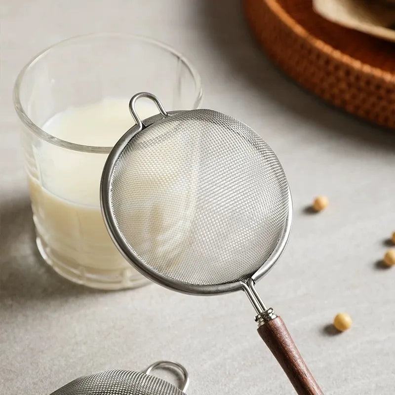 Acacia Sieve set of 4